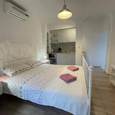 Studio Apartman Barbeta Grebaštica Exteriér fotografie